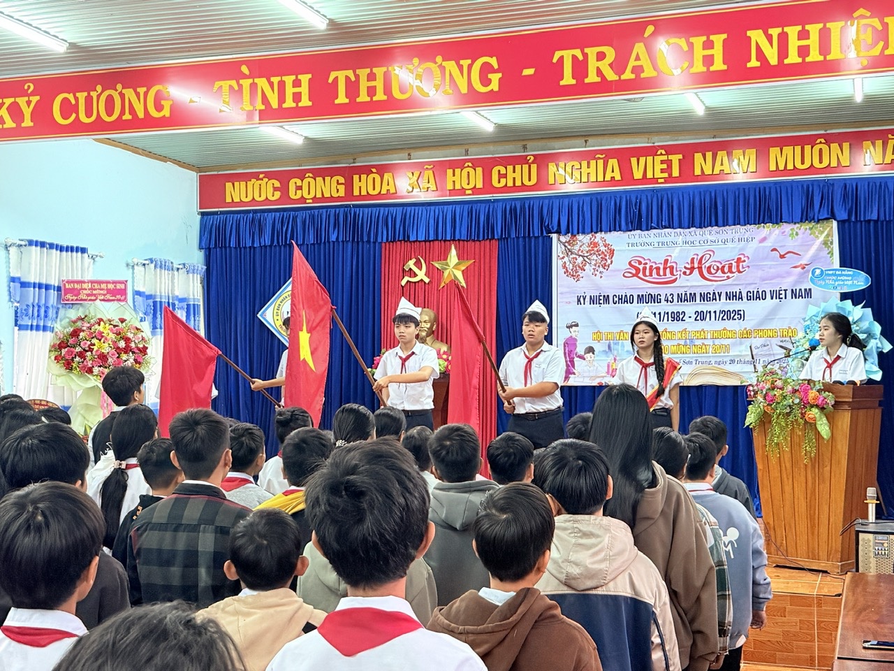 Sinh hoạt ngày Nhà giáo Việt Nam 20/11/2025